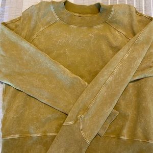 Lululemon Cropped Crewneck sweatshirt